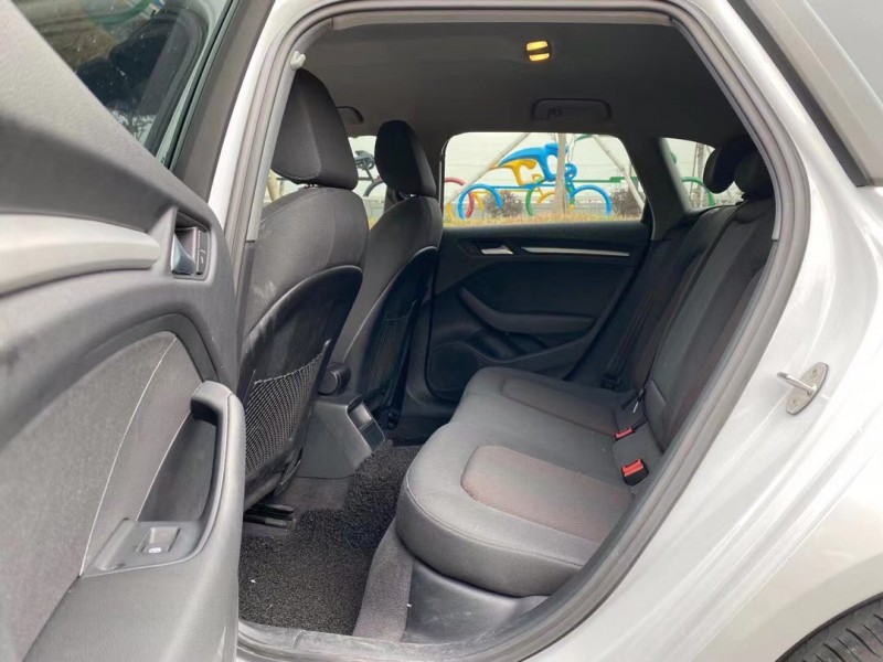 东莞19年奥迪A38