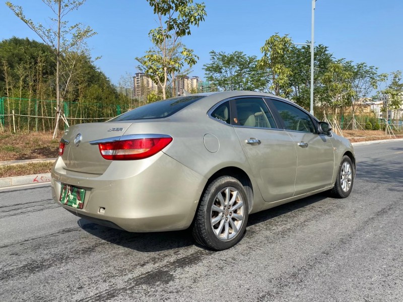 东莞11年别克英朗GT6