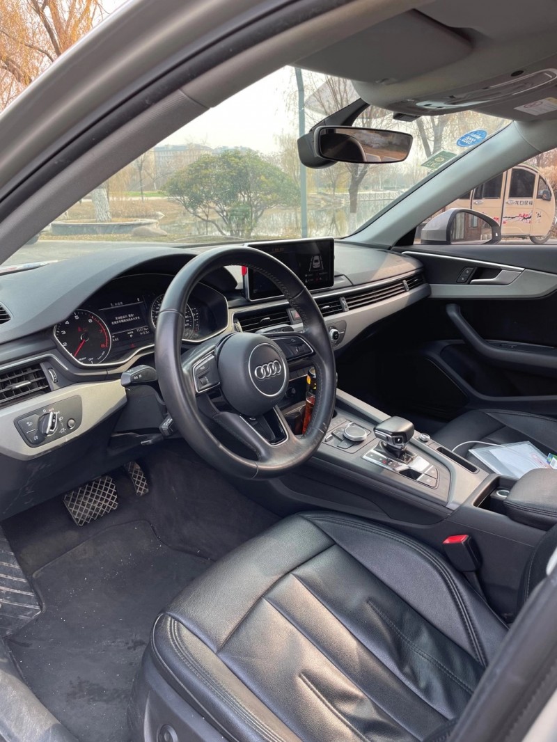 徐州17年奥迪A4L4