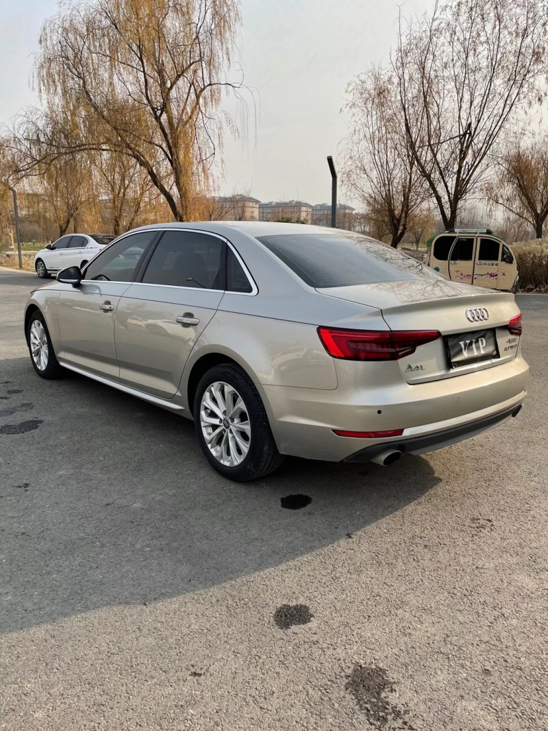 徐州17年奥迪A4L9
