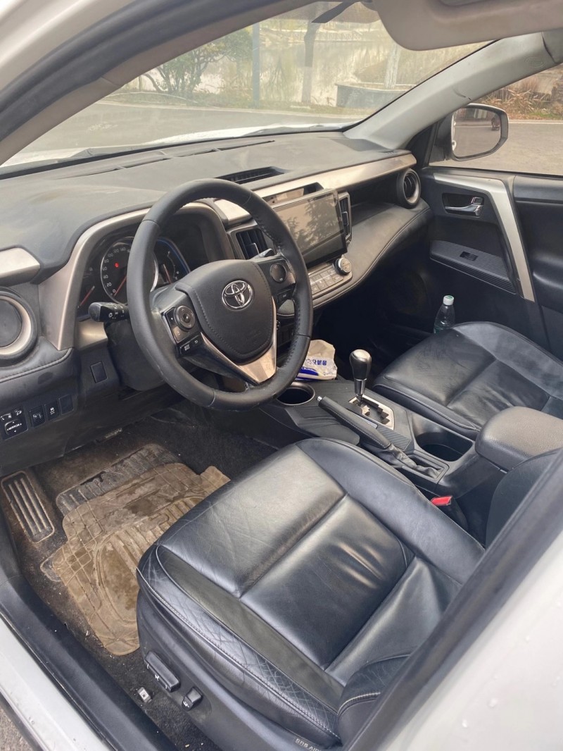 徐州14年丰田RAV4荣放4