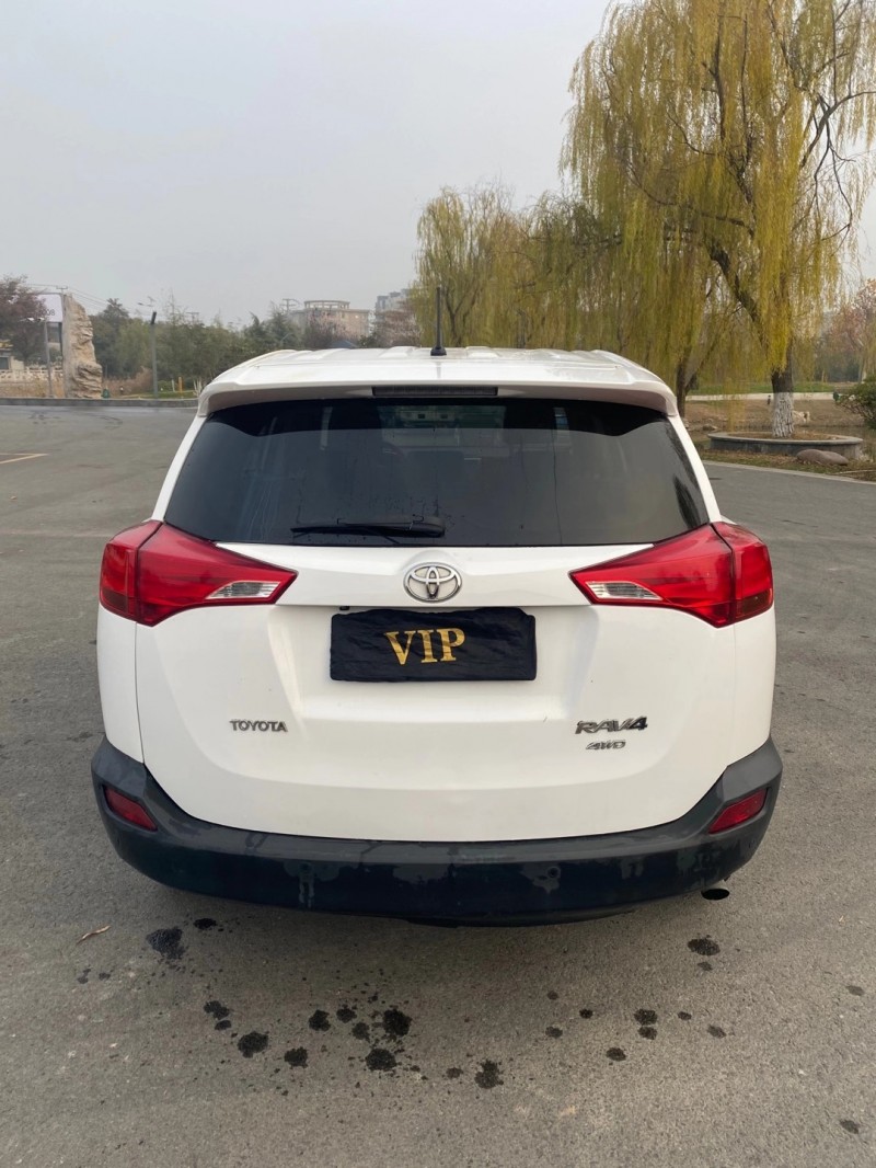 徐州14年丰田RAV4荣放7