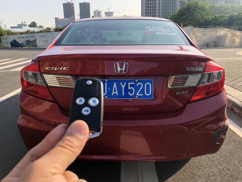 广州13年本田思域6