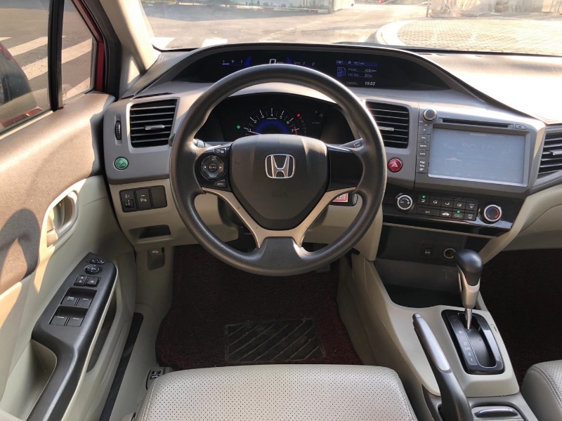 广州13年本田思域4