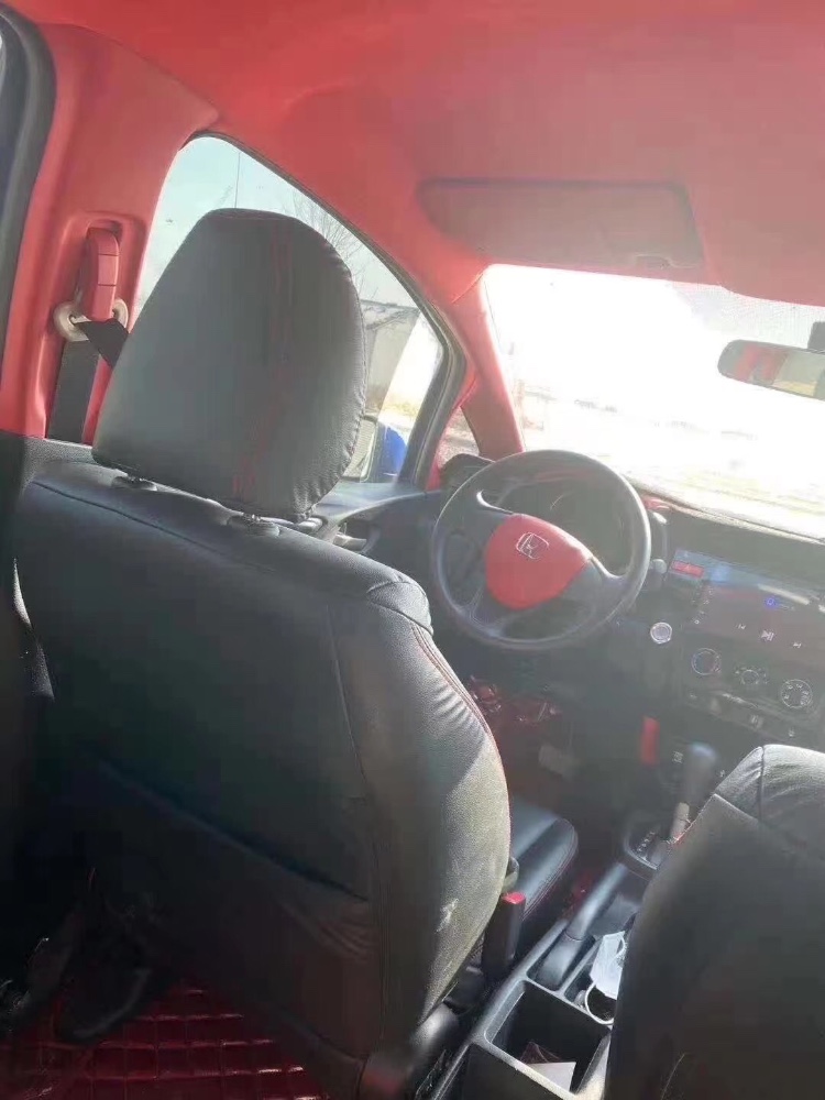 青岛14年本田飞度1