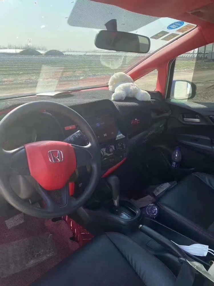 青岛14年本田飞度8