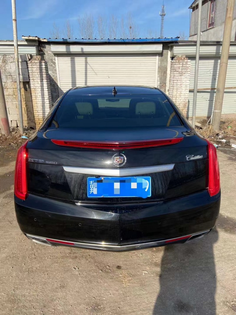 北京15年凯迪拉克XTS7