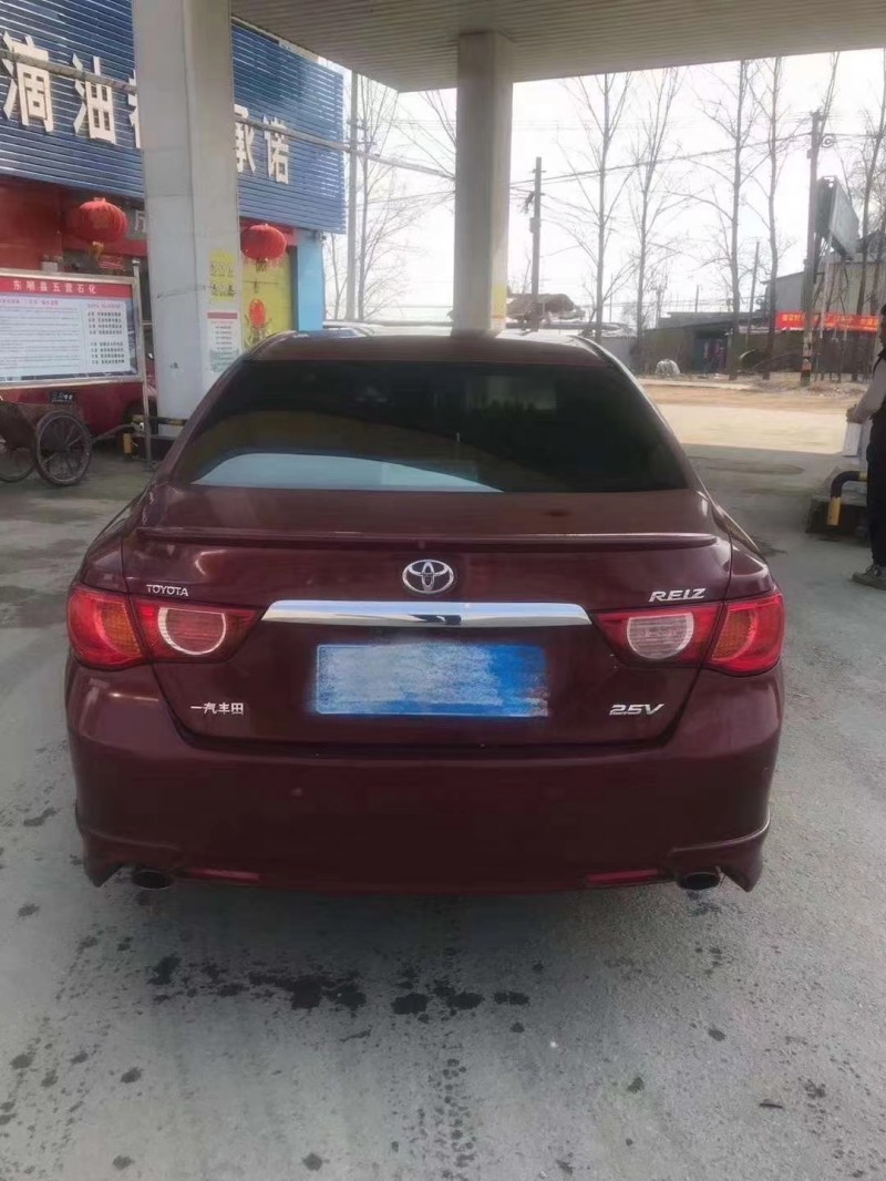 北京12年丰田锐志6