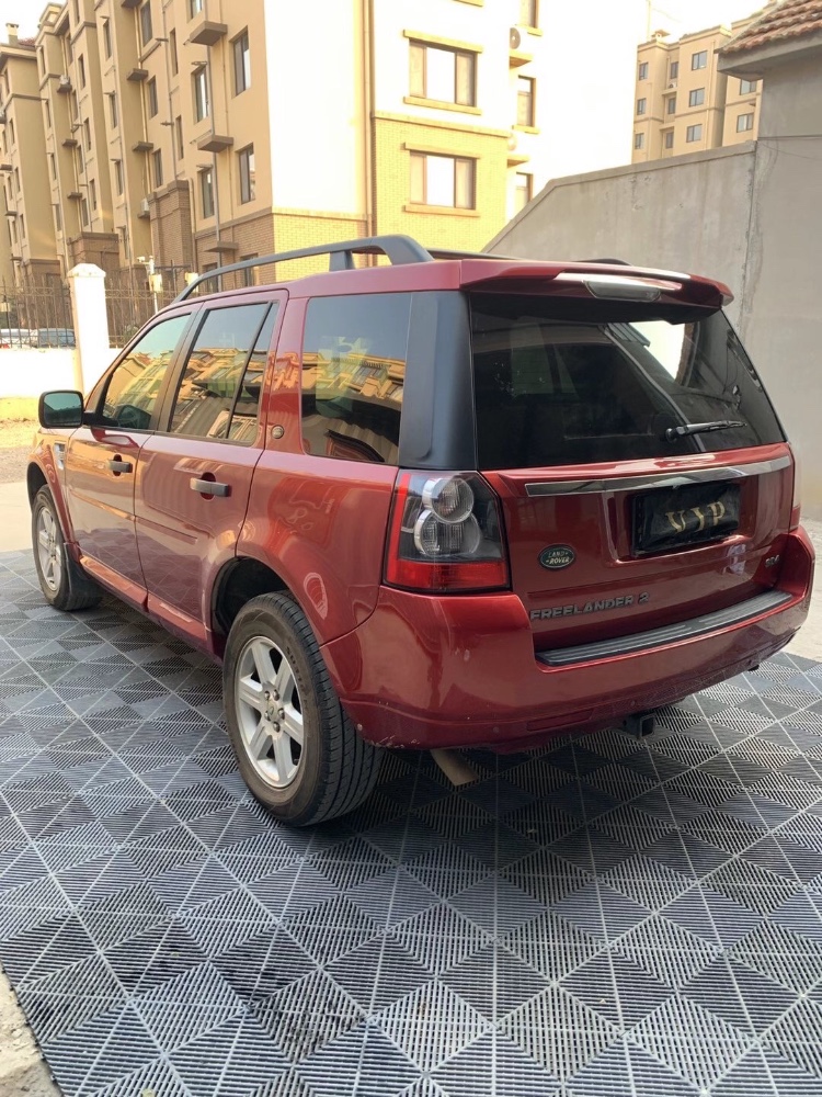 济南12年路虎神行者21