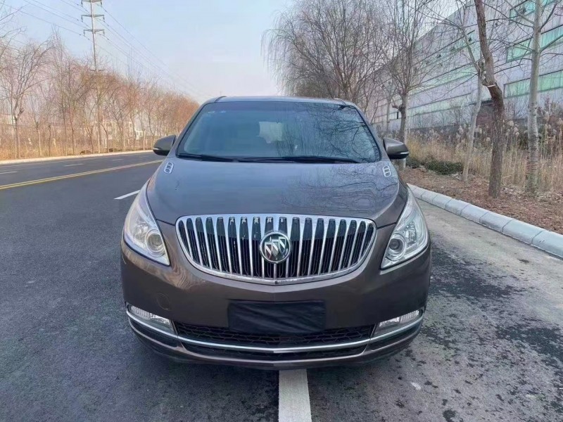 济宁12年别克别克GL81