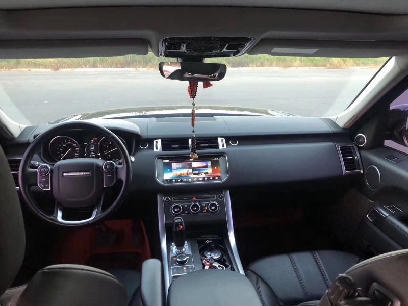 广州17年路虎揽胜运动2