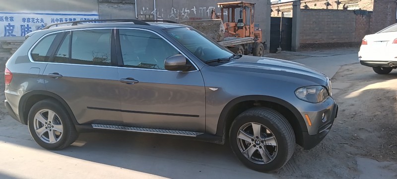 保定12年宝马X5 M7