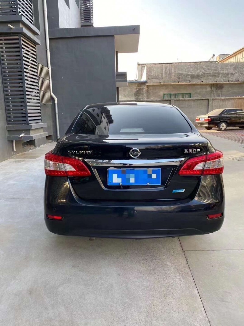 保定14年日产轩逸5