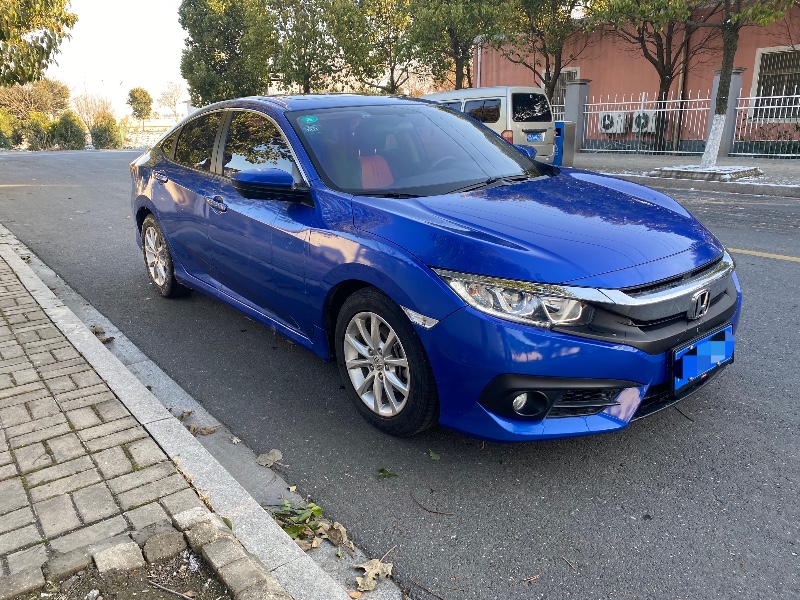 泰州17年本田思域3