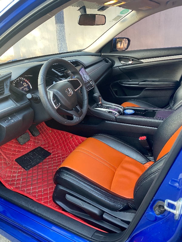 泰州17年本田思域8