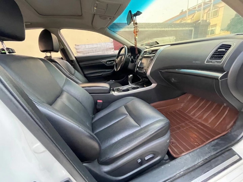 枣庄13年日产天籁7