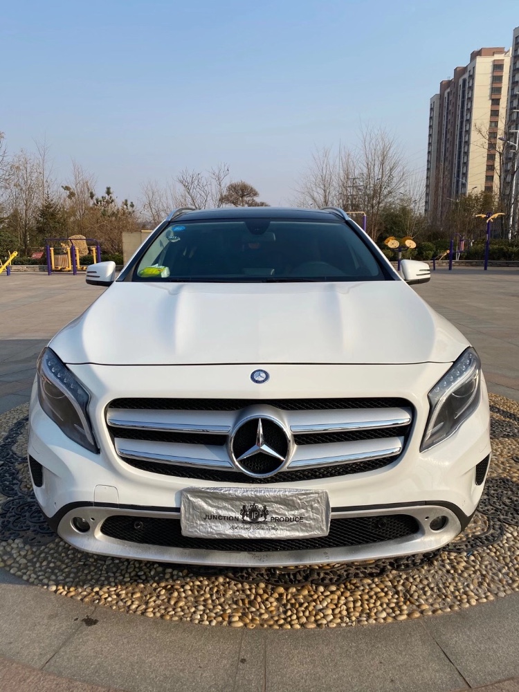 东营15年奔驰GLA9