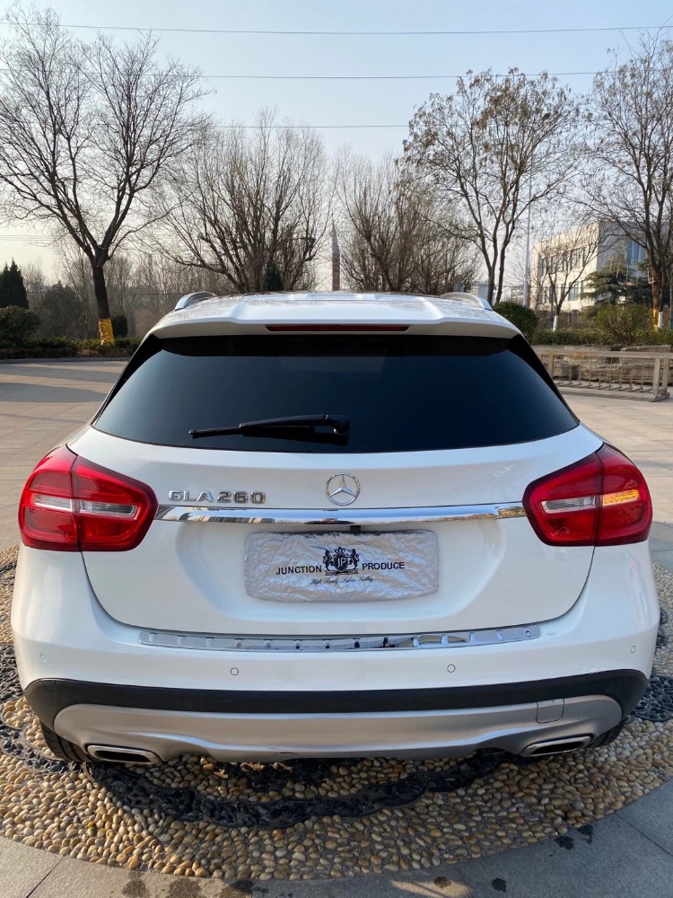 东营15年奔驰GLA5