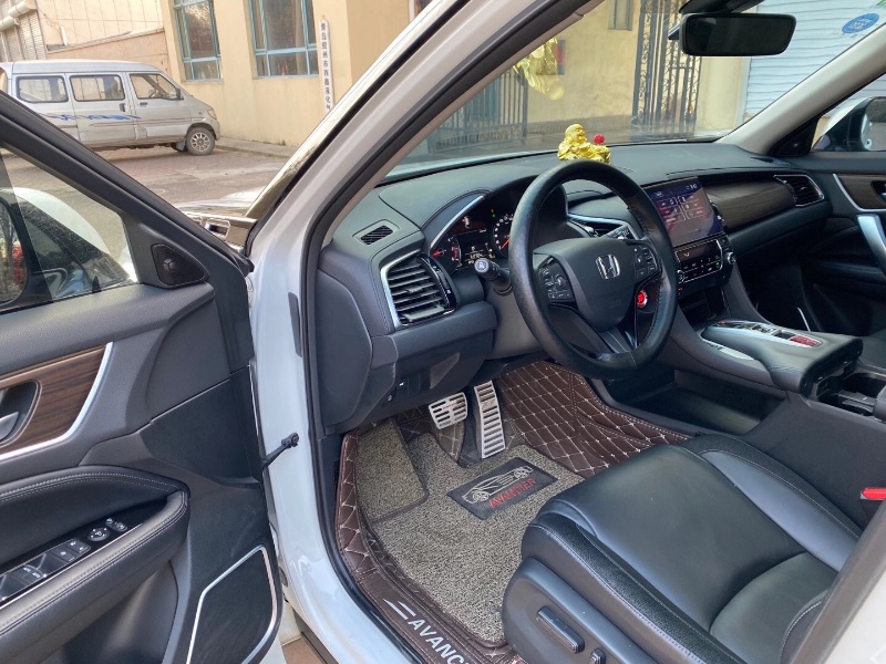 青岛19年本田冠道1