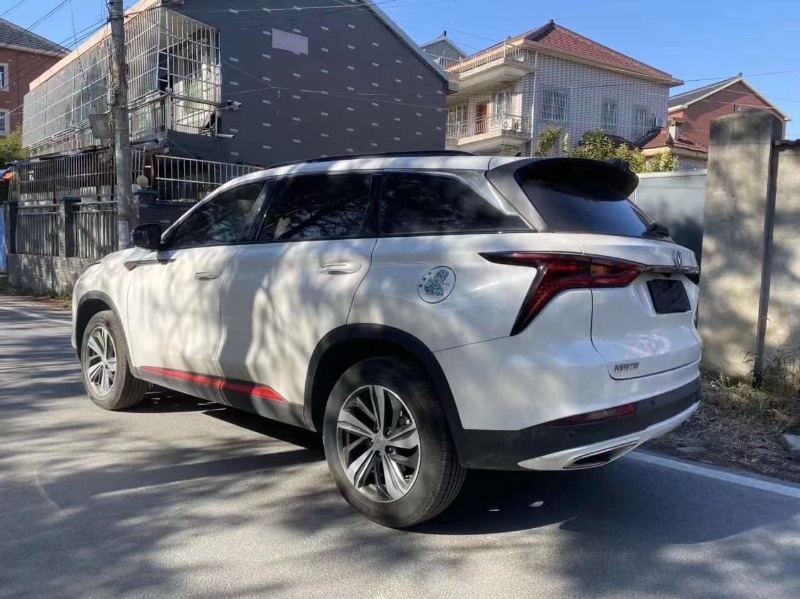 杭州19年長安汽車長安CS758