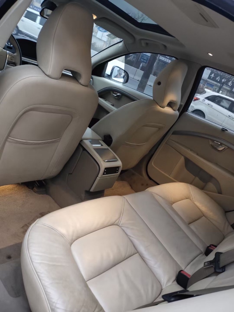 淄博14年沃尔沃S80L8