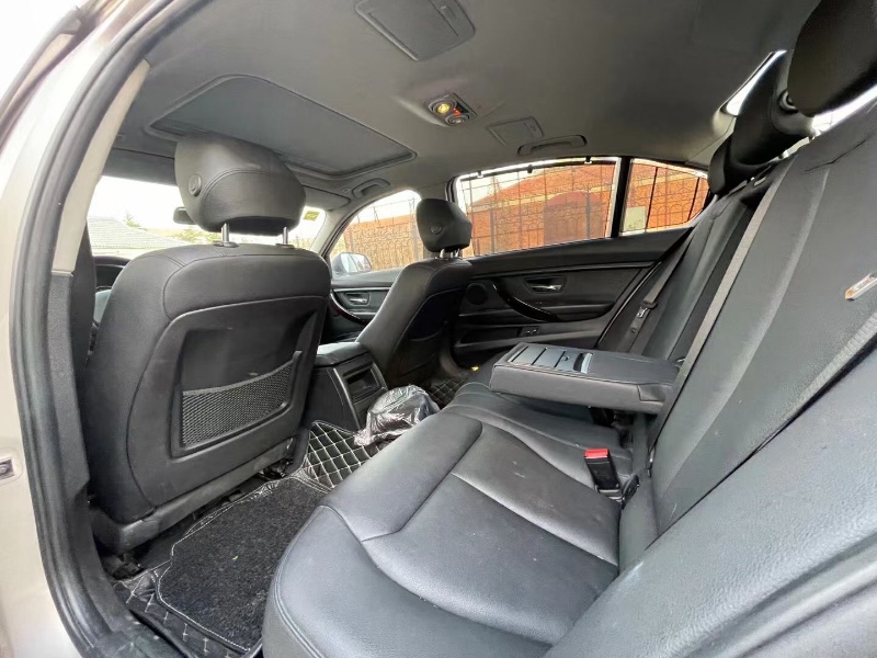 烟台13年宝马3系4