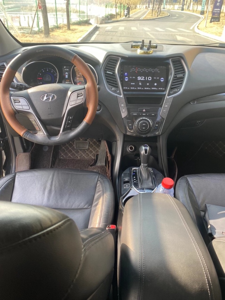 烟台15年现代新胜达5