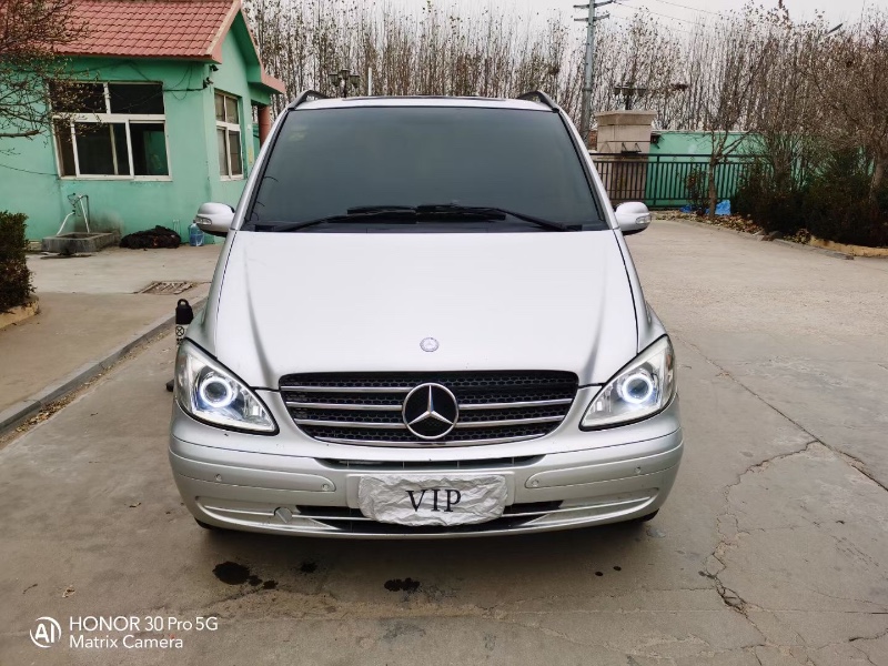 潍坊10年奔驰唯雅诺8