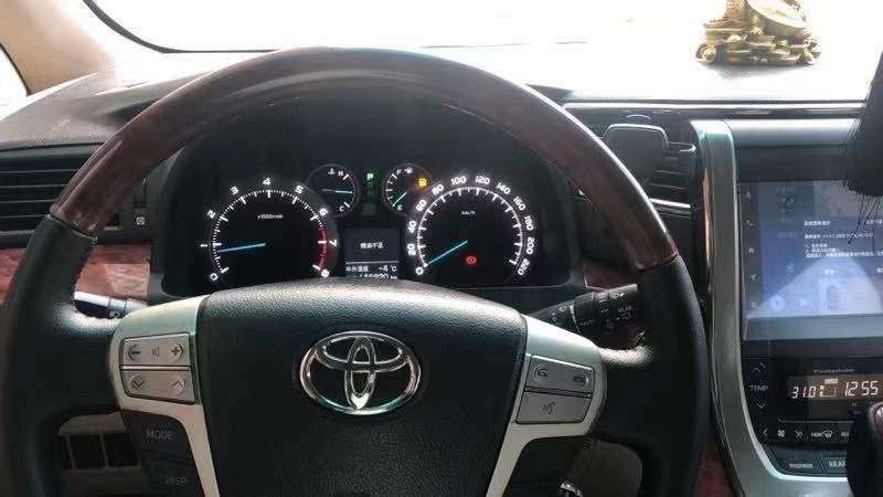 北京11年丰田埃尔法5