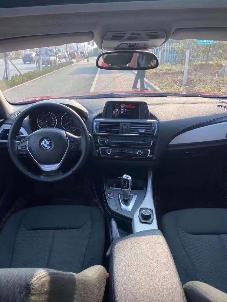 济南16年宝马1系5