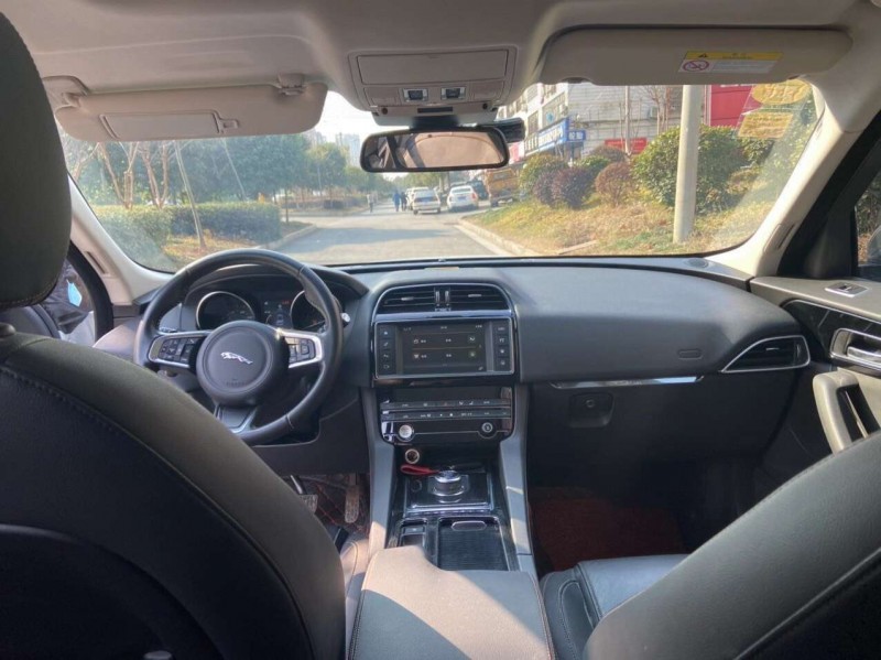 荊門18年捷豹F-PACE7
