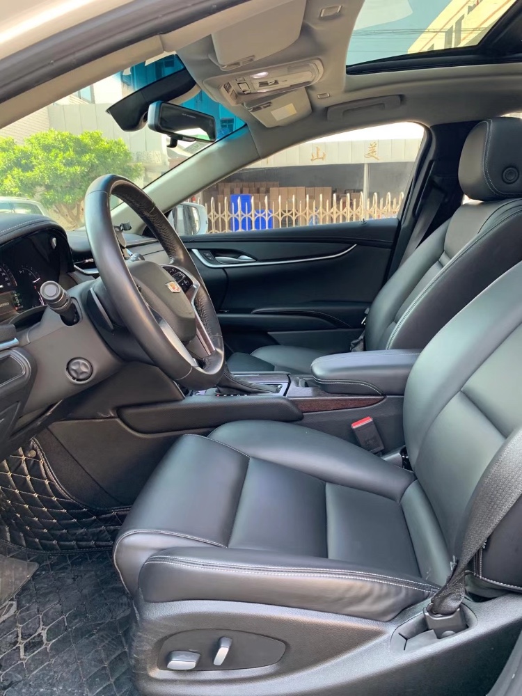 中山18年凯迪拉克XTS2