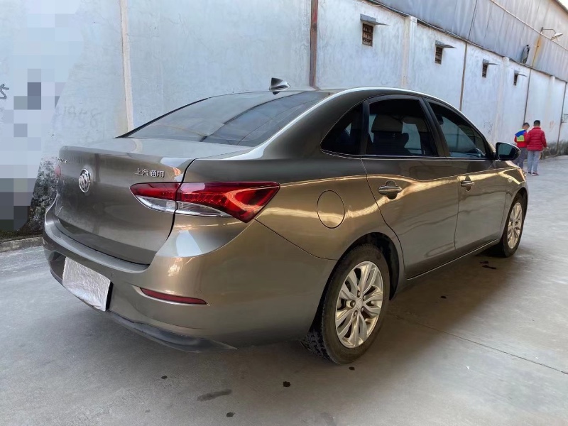 广州19年别克英朗7