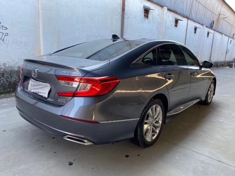 广州20年本田雅阁7