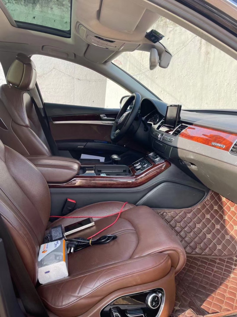 潍坊12年奥迪A8L4