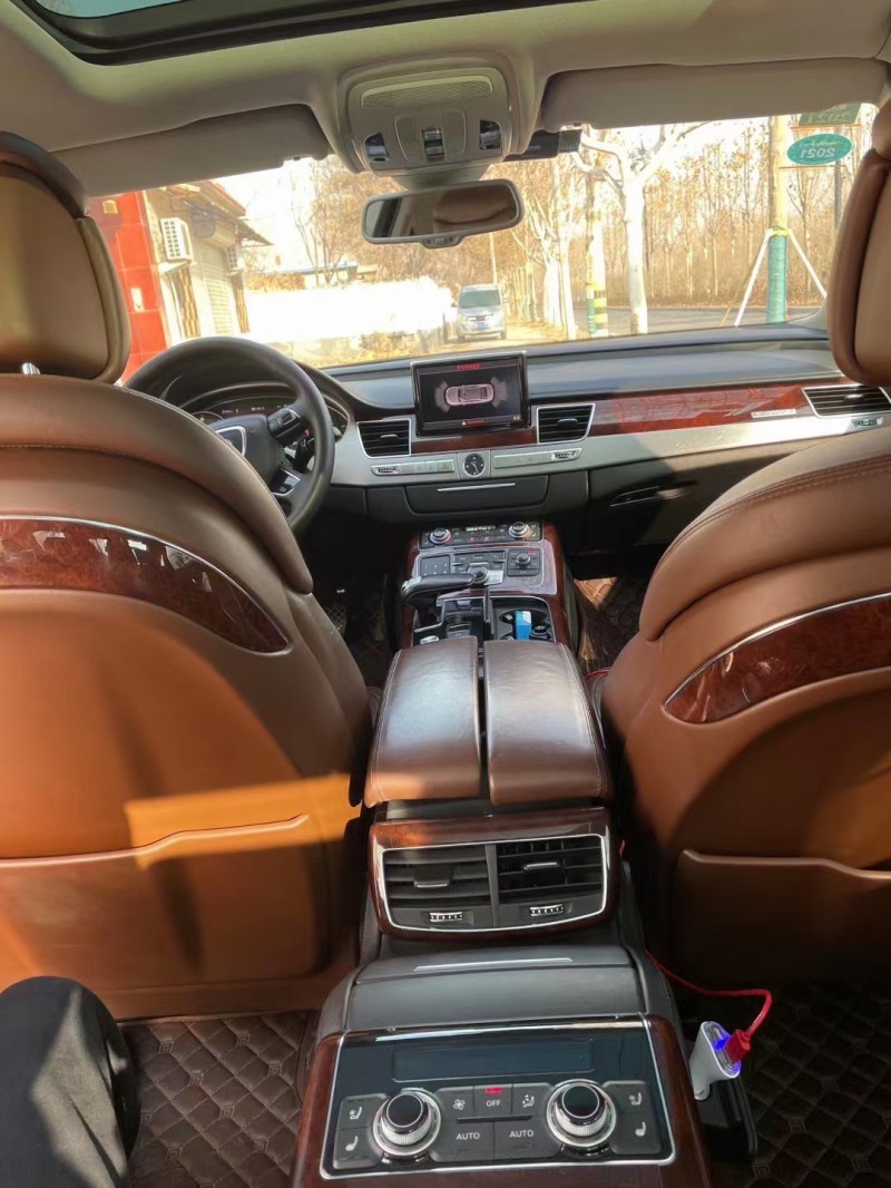 潍坊12年奥迪A8L5