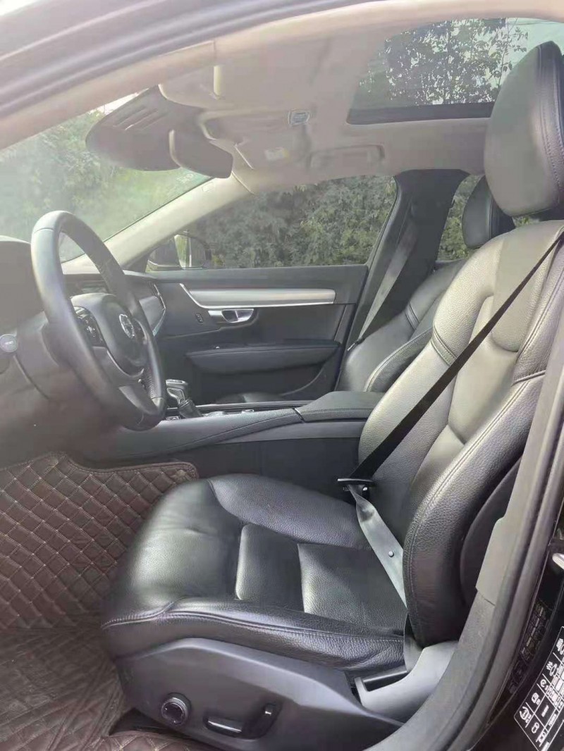 成都17年沃尔沃S906