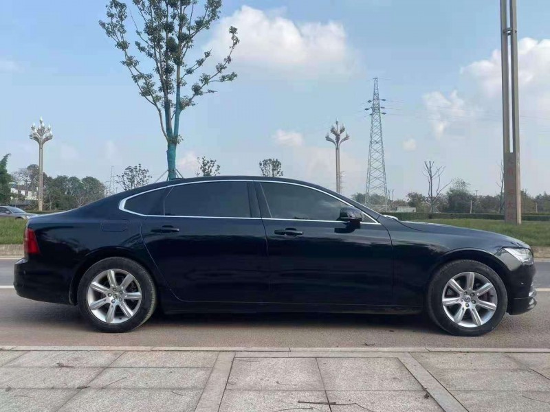 成都17年沃尔沃S908