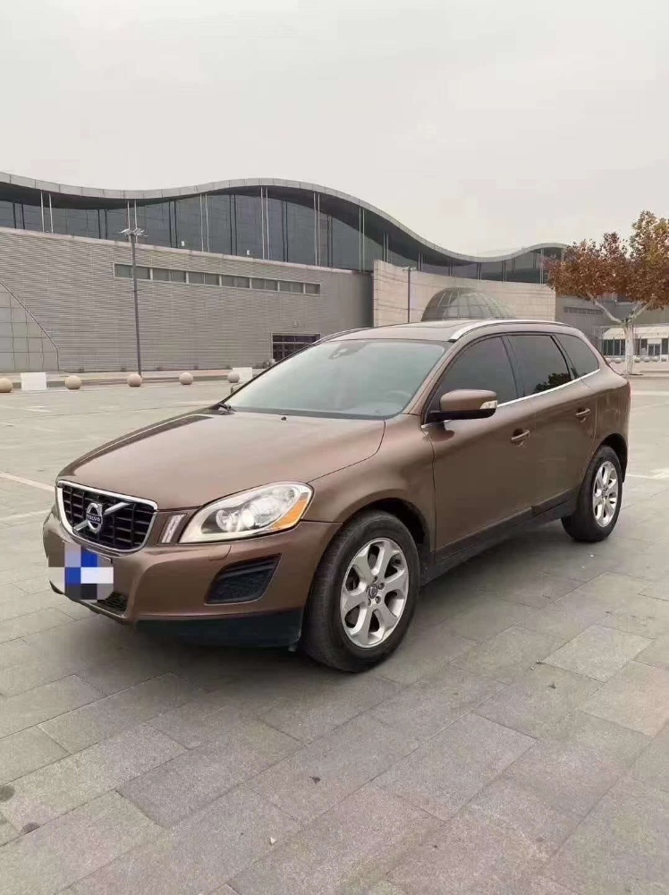 秦皇島13年沃爾沃XC608