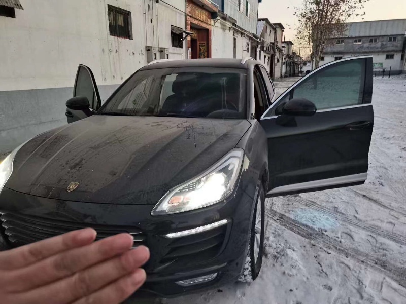 济南19年众泰SR98