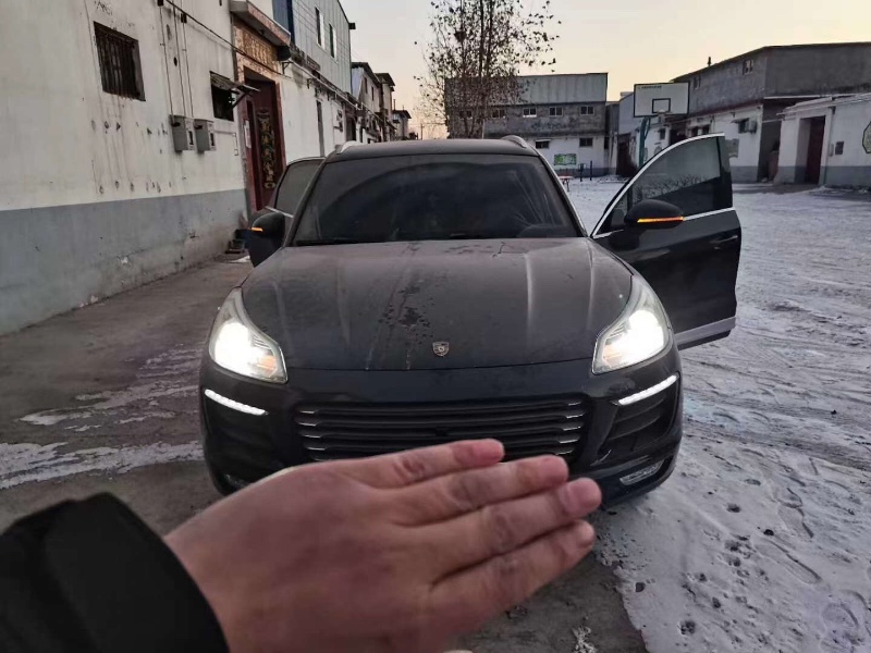 济南19年众泰SR99