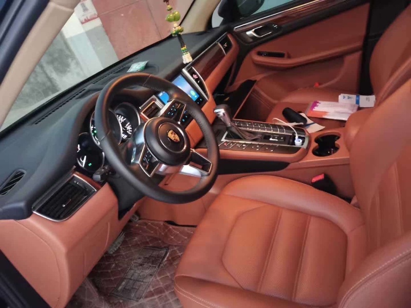 济南19年众泰SR93