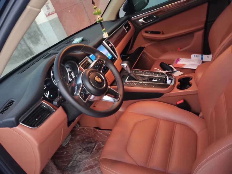 济南19年众泰SR92