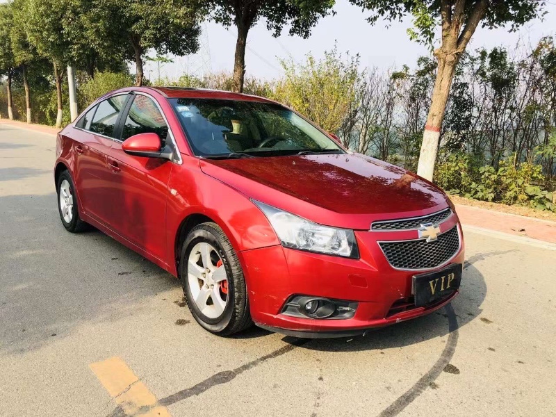 郑州13年雪佛兰科鲁兹8