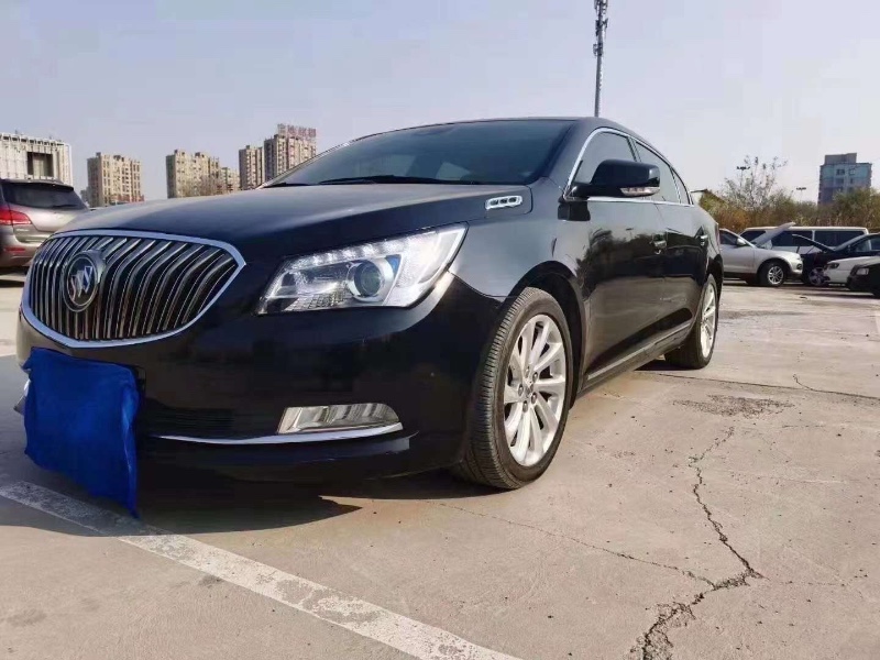 邢台14年别克君越5