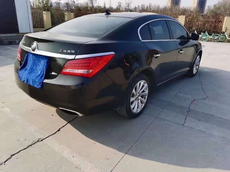 邢台14年别克君越6