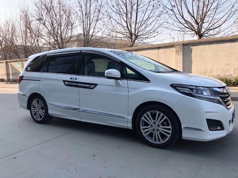 济南19年本田艾力绅9