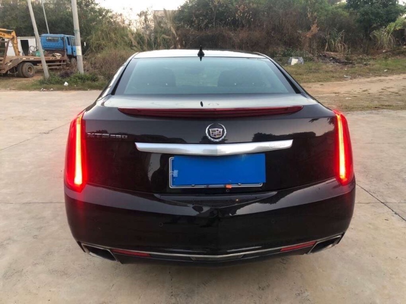 广州15年凯迪拉克XTS1