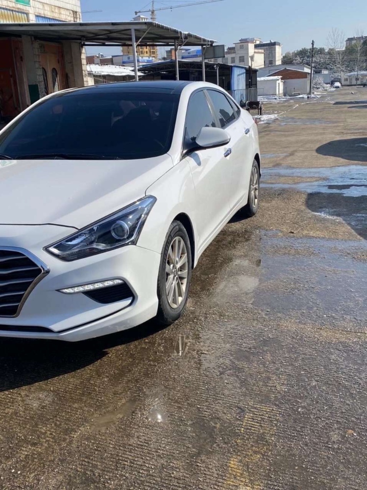 郑州18年现代名图4