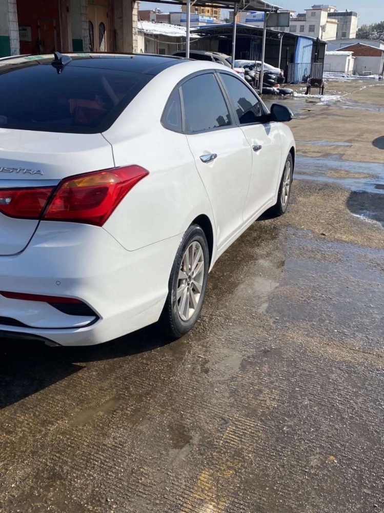 郑州18年现代名图5